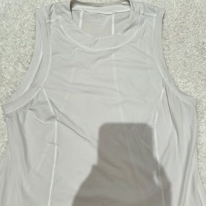 Lululemon muscle Tank